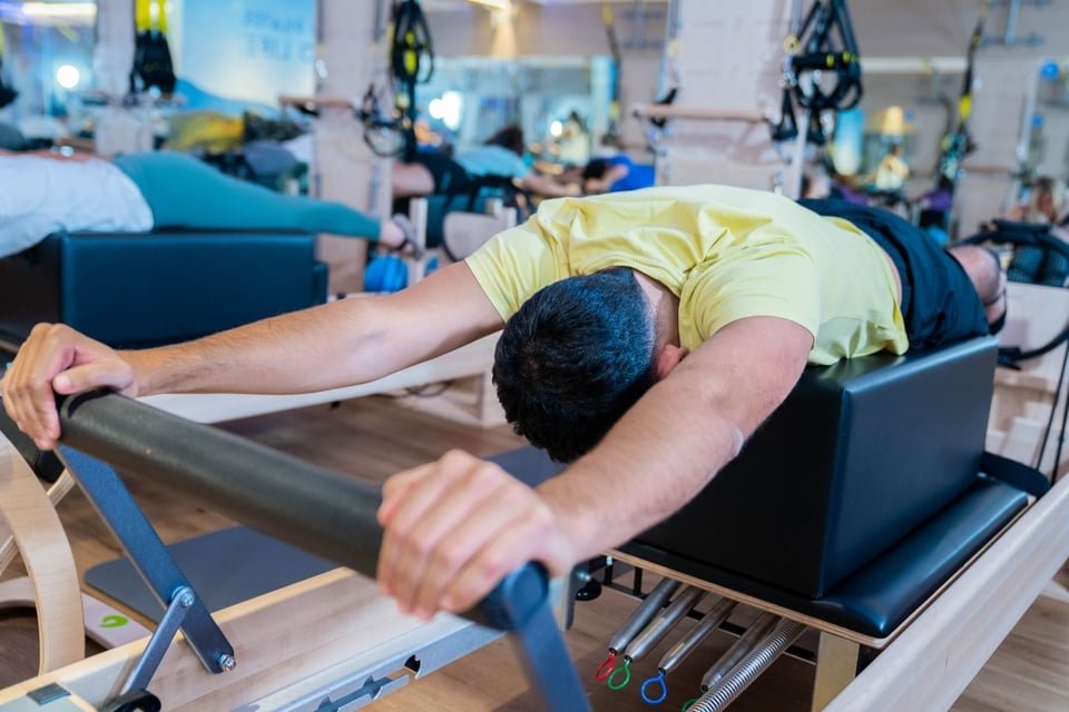 Ejercicios de espalda con Pilates Reformer